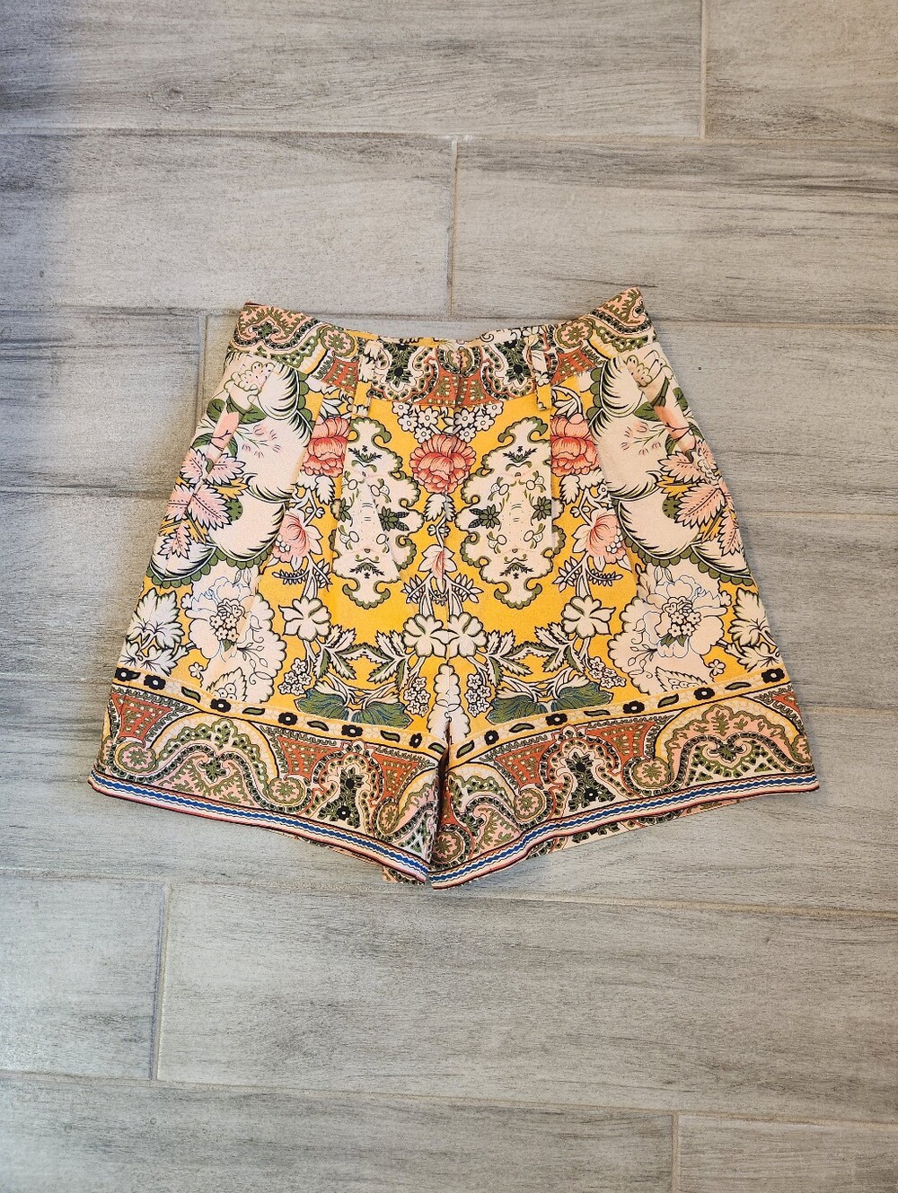 A Loves A City Shorts 2 Yellow Floral Sunflower Linen Cotton High Rise New $90